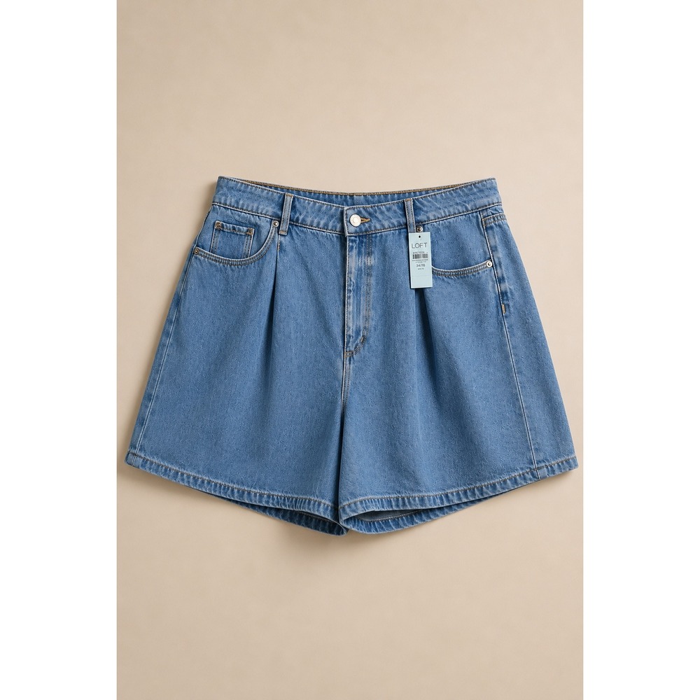 Loft Denim Shorts Womens 18 Light Wash Blue Pleated Cotton Lyocell NWT 34/18